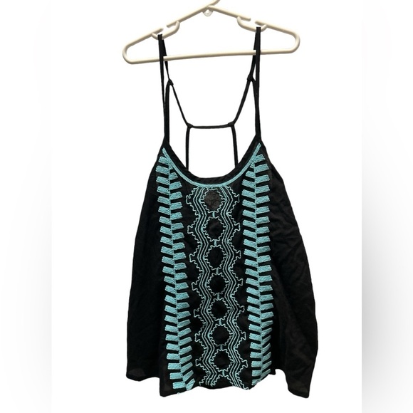 ROPER WOMEN'S BLACK EMBROIDERED CAMISOLE TOP Size Medium - Picture 3 of 9